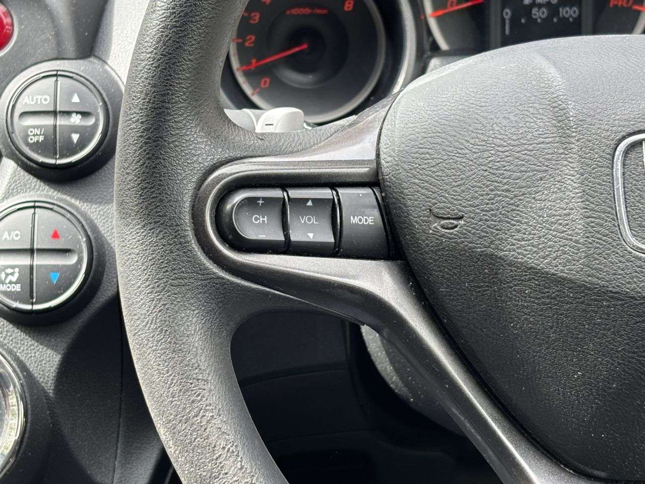 2012 HONDA JAZZ 2012 HONDA JAZZ