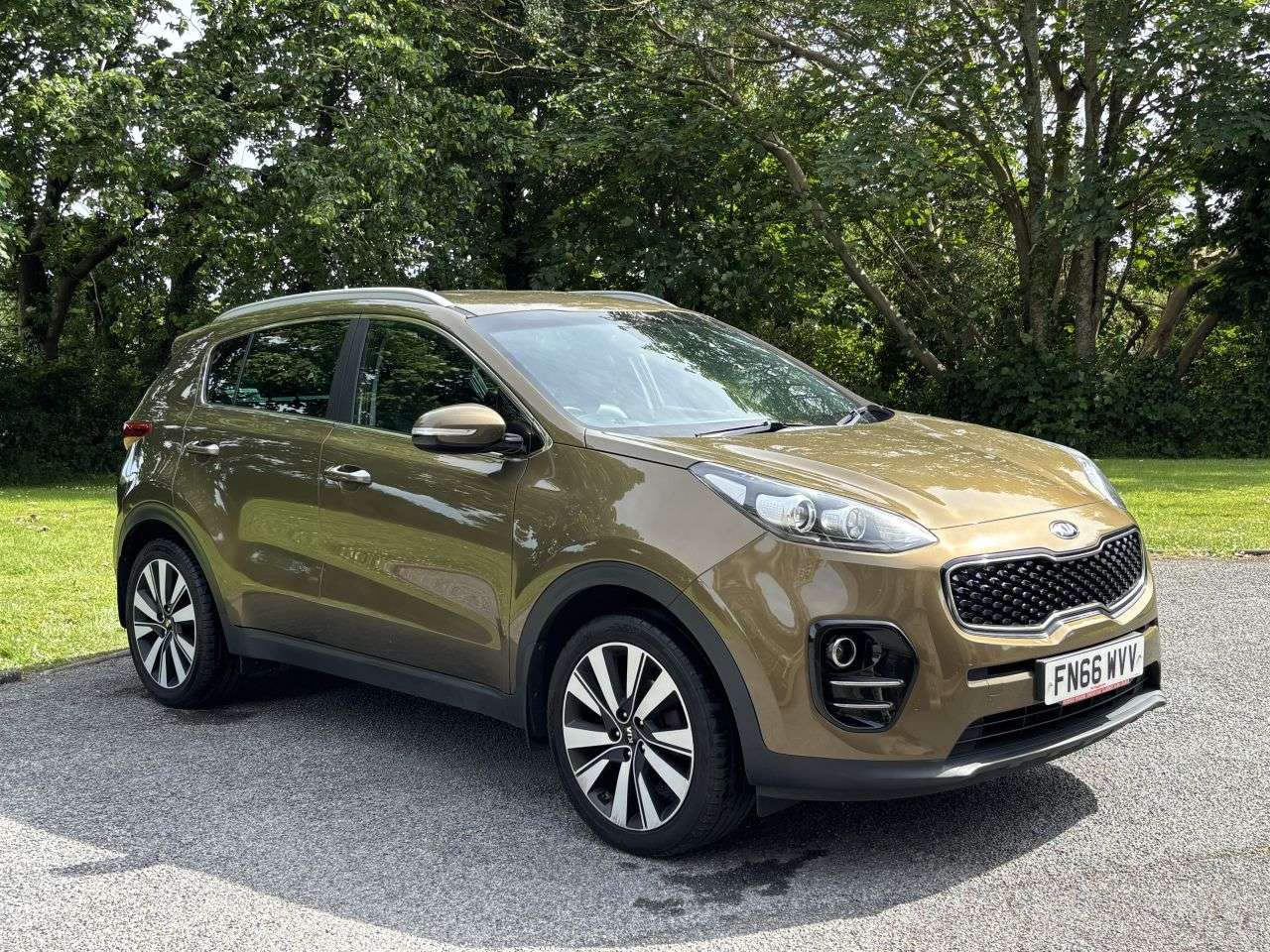 A 2016 KIA SPORTAGE 1.7 CRDi 3 SUV 5dr Diesel Manual Euro 6 (s/s) (114 bhp) A 2016 KIA SPORTAGE 1.7 CRDi 3 SUV 5dr Diesel Manual Euro 6 (s/s) (114 bhp)