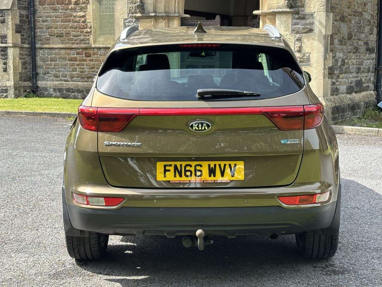 A 2016 KIA SPORTAGE 1.7 CRDi 3 SUV 5dr Diesel Manual Euro 6 (s/s) (114 bhp) A 2016 KIA SPORTAGE 1.7 CRDi 3 SUV 5dr Diesel Manual Euro 6 (s/s) (114 bhp)