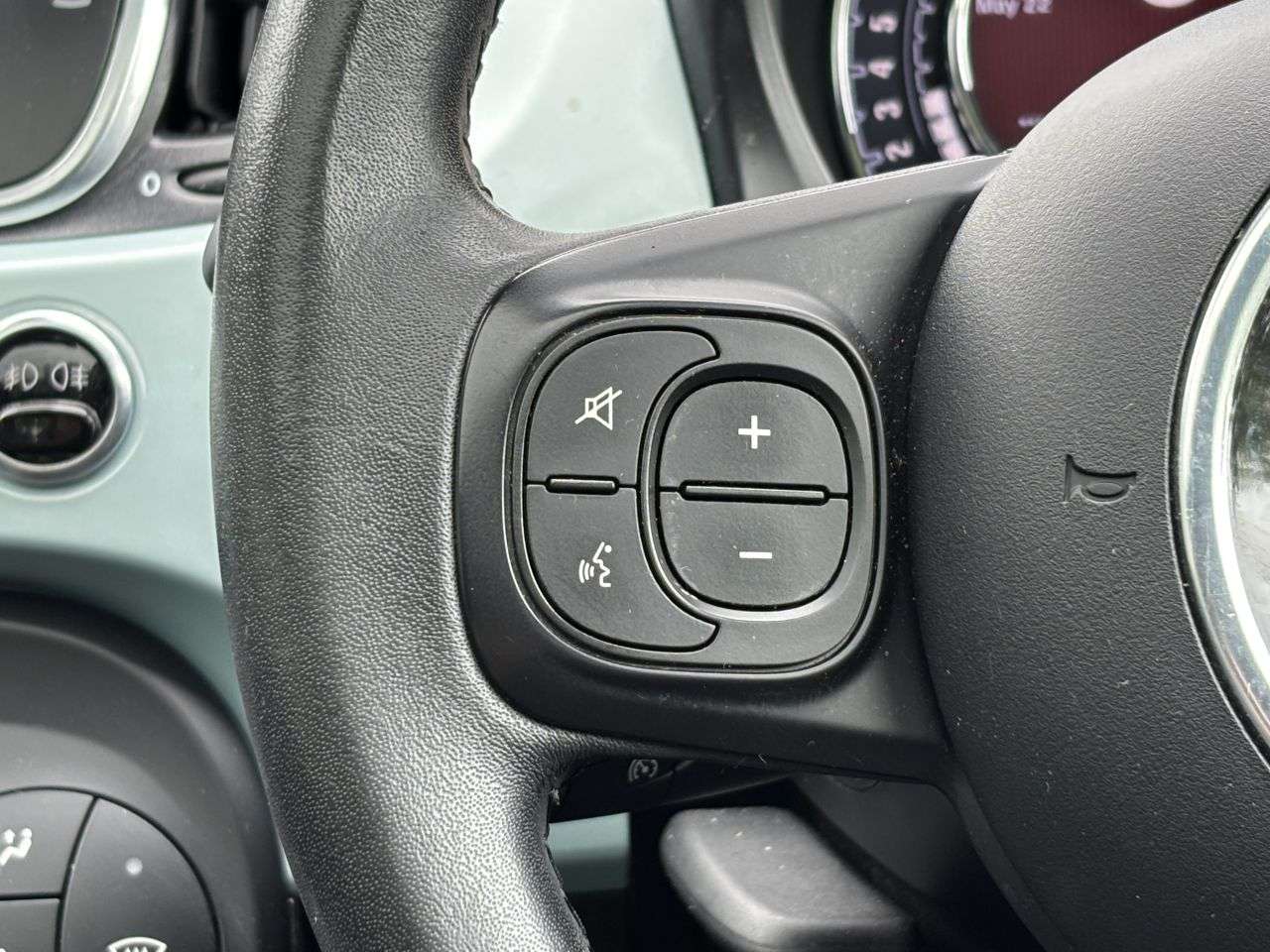 2020 FIAT 500 2020 FIAT 500