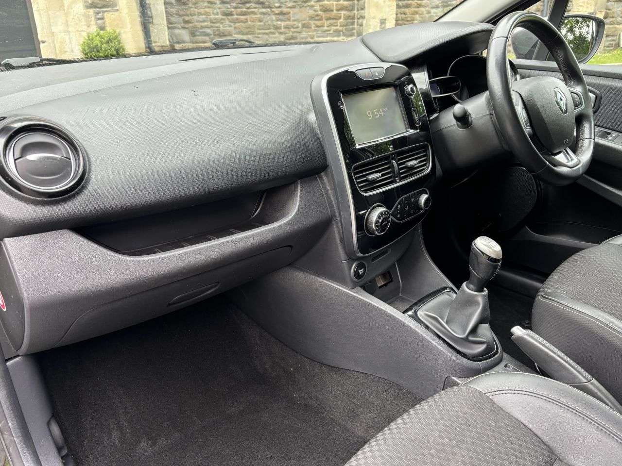 2018 RENAULT CLIO 2018 RENAULT CLIO
