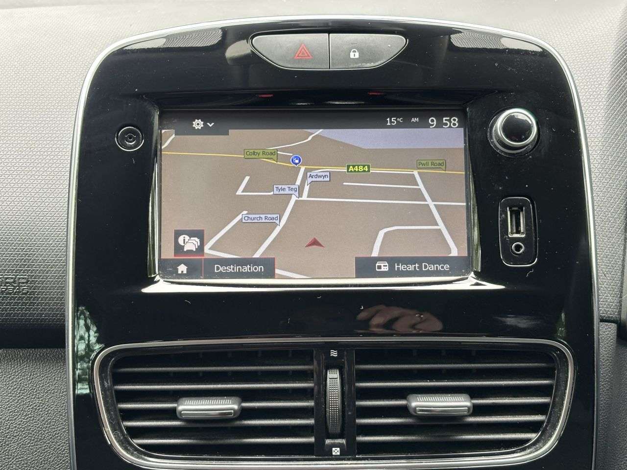 2018 RENAULT CLIO 2018 RENAULT CLIO