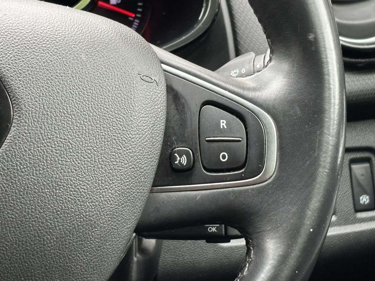 2018 RENAULT CLIO 2018 RENAULT CLIO