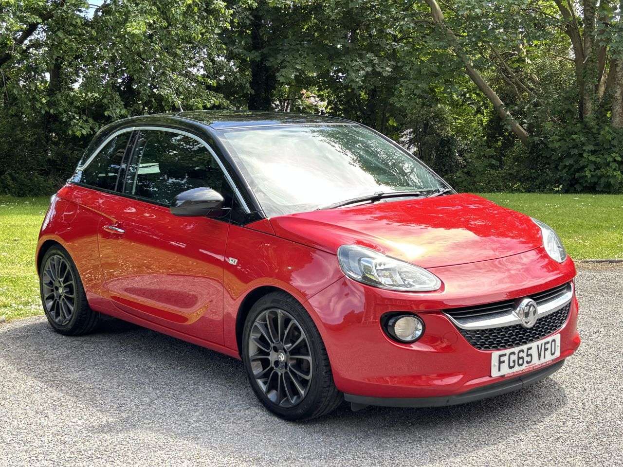 A 2015 VAUXHALL ADAM 1.4i GLAM Hatchback 3dr Petrol Manual Euro 6 (87 ps) A 2015 VAUXHALL ADAM 1.4i GLAM Hatchback 3dr Petrol Manual Euro 6 (87 ps)