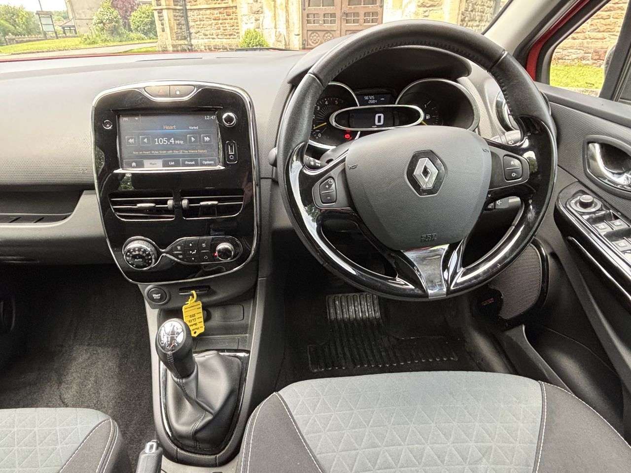 2014 RENAULT CLIO 2014 RENAULT CLIO
