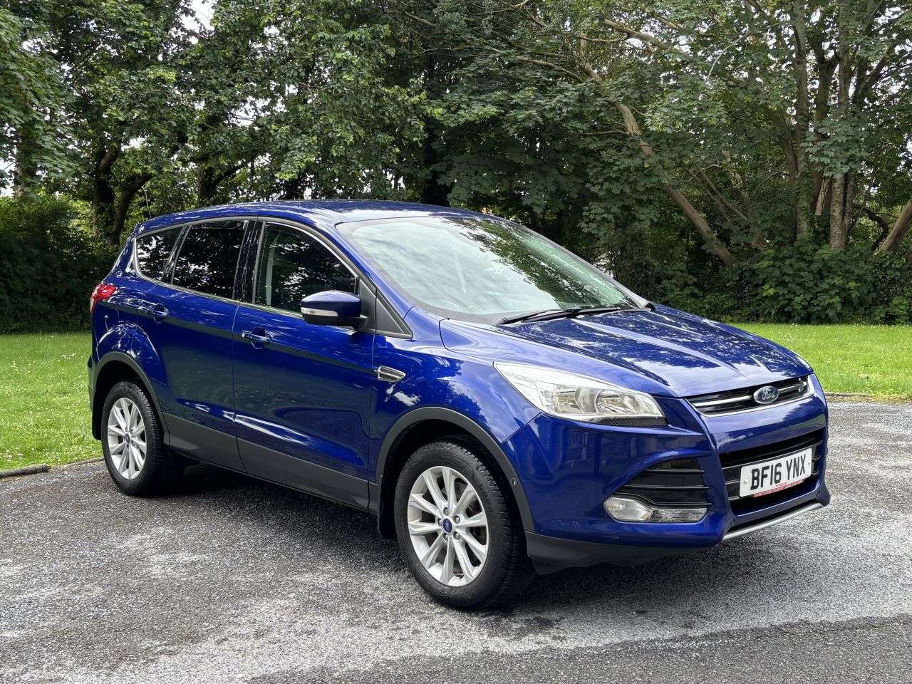 A 2016 FORD KUGA 2.0 TDCi Titanium SUV 5dr Diesel Manual 2WD Euro 6 (s/s) (150 ps) A 2016 FORD KUGA 2.0 TDCi Titanium SUV 5dr Diesel Manual 2WD Euro 6 (s/s) (150 ps)