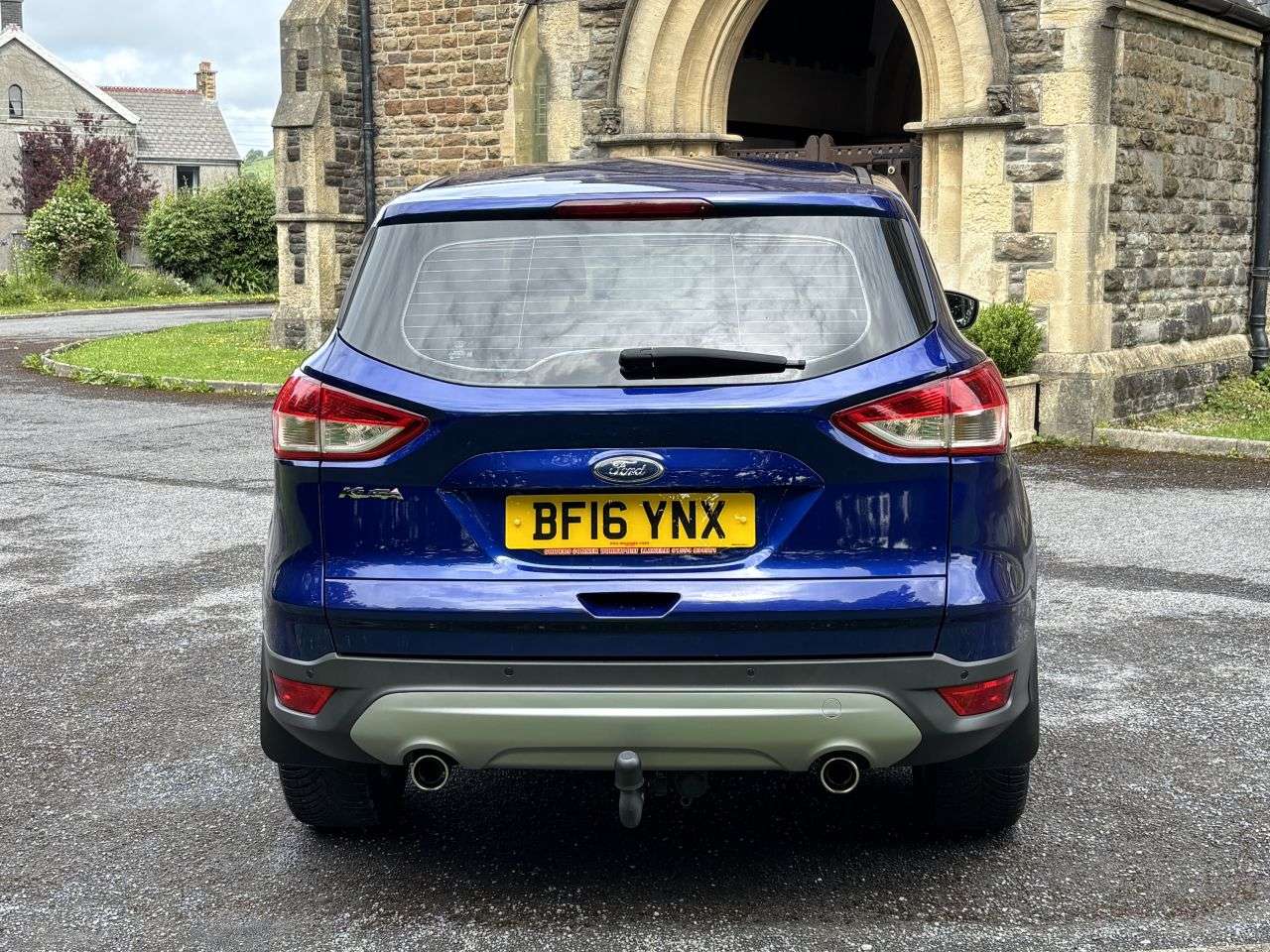 A 2016 FORD KUGA 2.0 TDCi Titanium SUV 5dr Diesel Manual 2WD Euro 6 (s/s) (150 ps) A 2016 FORD KUGA 2.0 TDCi Titanium SUV 5dr Diesel Manual 2WD Euro 6 (s/s) (150 ps)