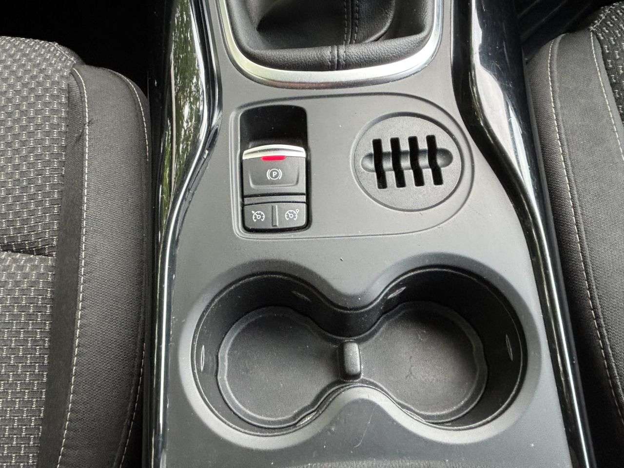 2016 RENAULT KADJAR 2016 RENAULT KADJAR