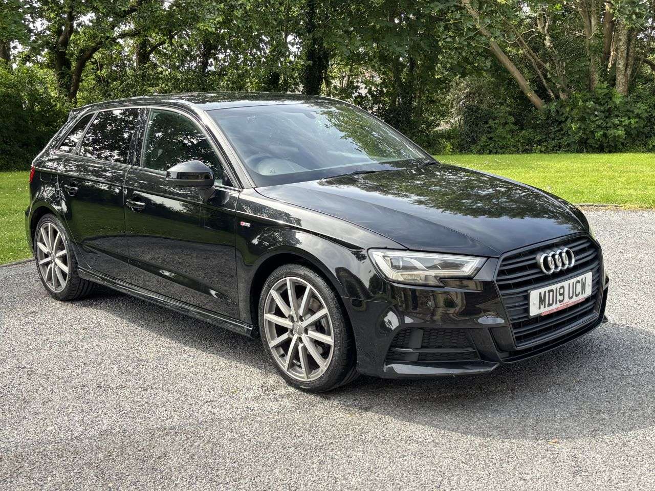 A 2019 AUDI A3 1.6 TDI 30 Black Edition Sportback 5dr Diesel Manual Euro 6 (s/s) (116 ps) A 2019 AUDI A3 1.6 TDI 30 Black Edition Sportback 5dr Diesel Manual Euro 6 (s/s) (116 ps)