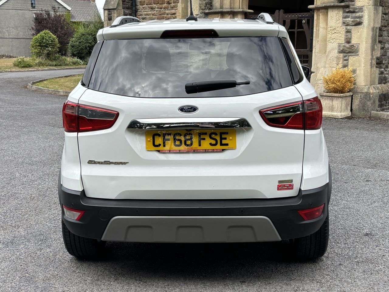 A 2019 FORD ECOSPORT 1.0T EcoBoost GPF Titanium SUV 5dr Petrol Manual Euro 6 (s/s) (125 ps) A 2019 FORD ECOSPORT 1.0T EcoBoost GPF Titanium SUV 5dr Petrol Manual Euro 6 (s/s) (125 ps)
