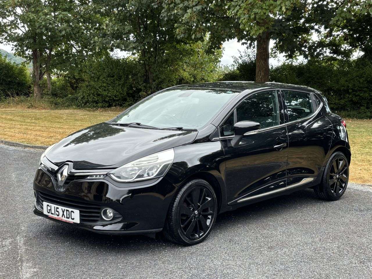 2015 RENAULT CLIO 2015 RENAULT CLIO