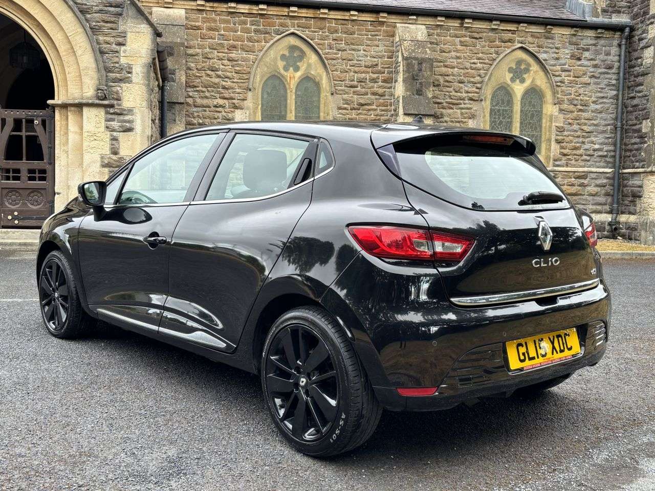 2015 RENAULT CLIO 2015 RENAULT CLIO