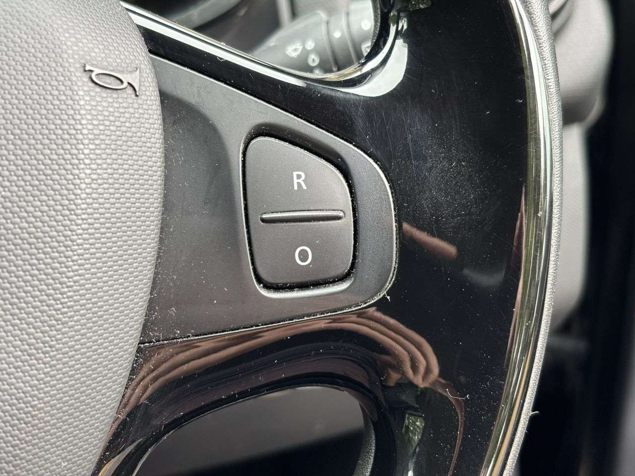 2015 RENAULT CLIO 2015 RENAULT CLIO