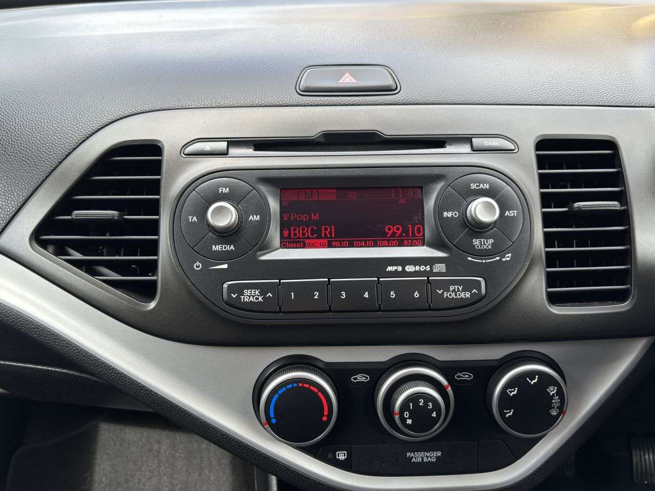 2015 KIA PICANTO 2015 KIA PICANTO