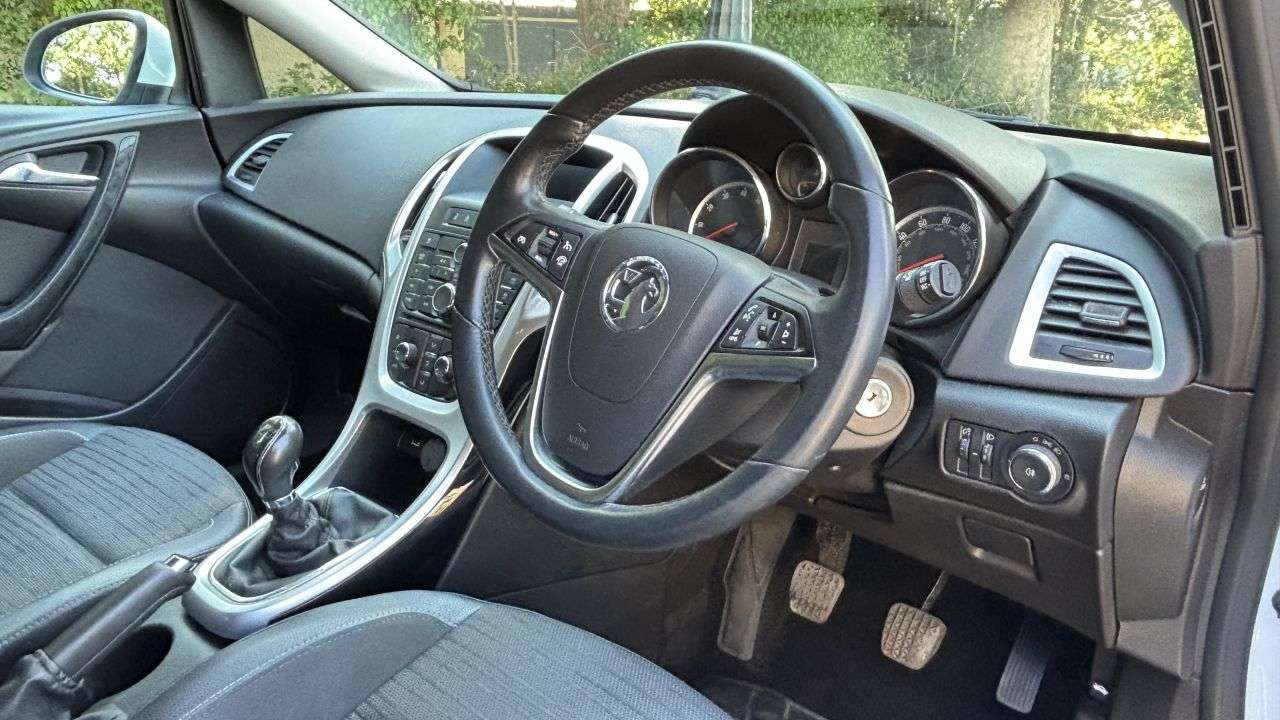 2015 VAUXHALL ASTRA 2015 VAUXHALL ASTRA