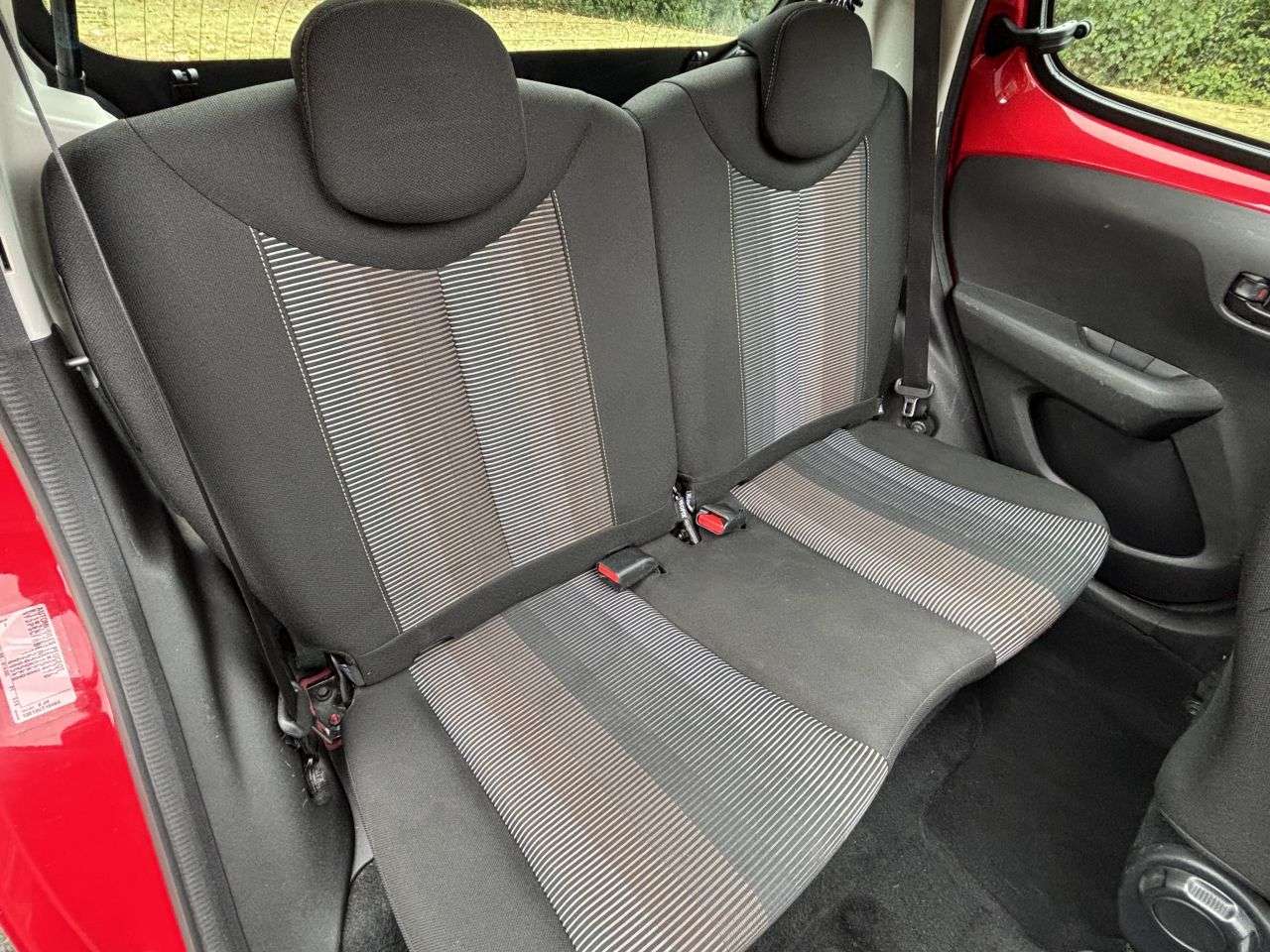 2014 PEUGEOT 108 2014 PEUGEOT 108