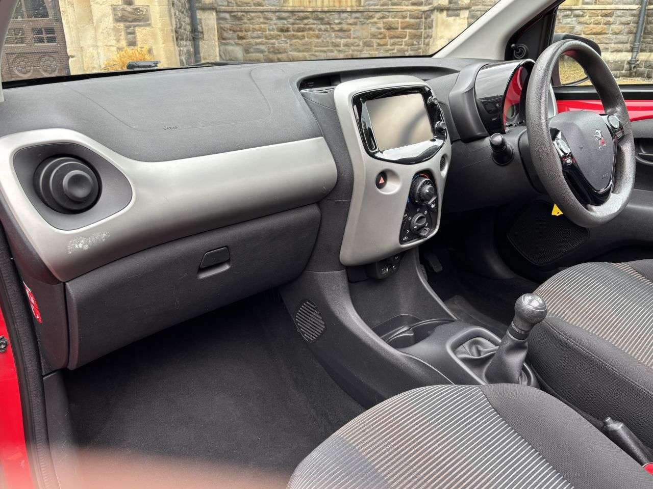 2014 PEUGEOT 108 2014 PEUGEOT 108
