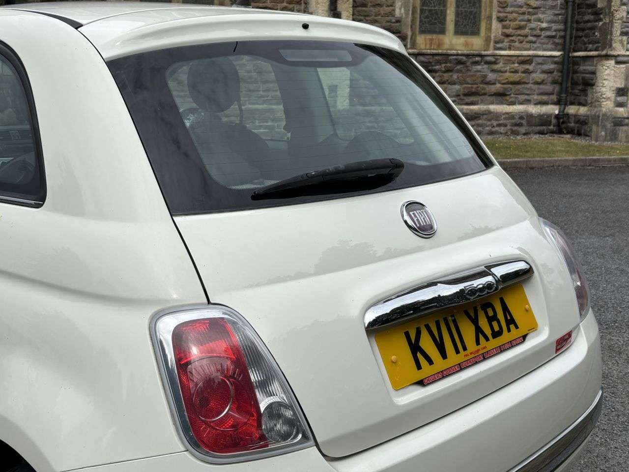 2011 FIAT 500 2011 FIAT 500