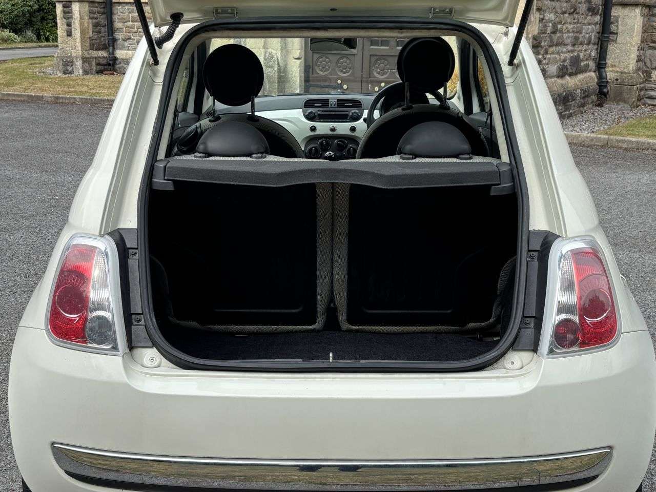 2011 FIAT 500 2011 FIAT 500