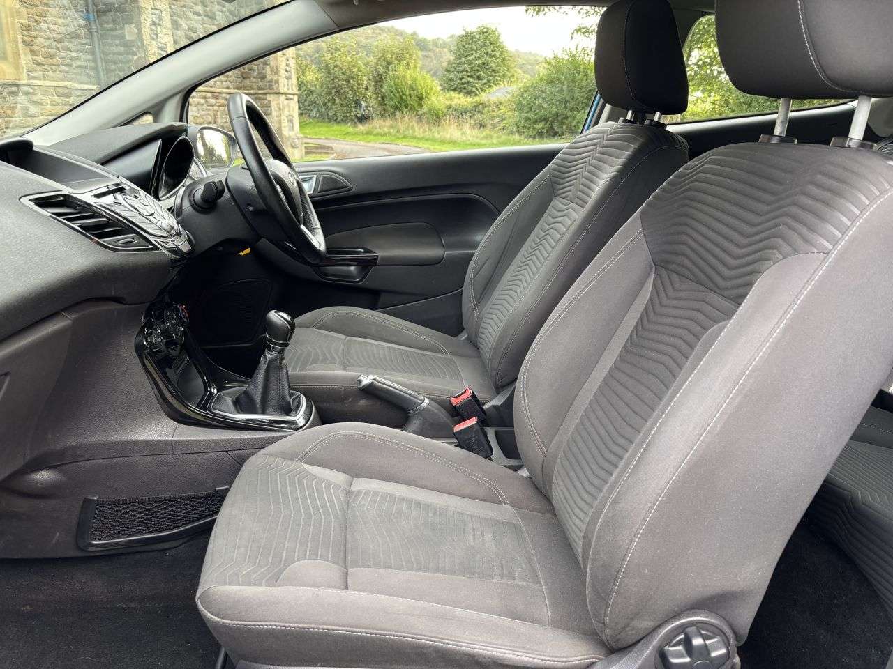 2015 FORD FIESTA 2015 FORD FIESTA