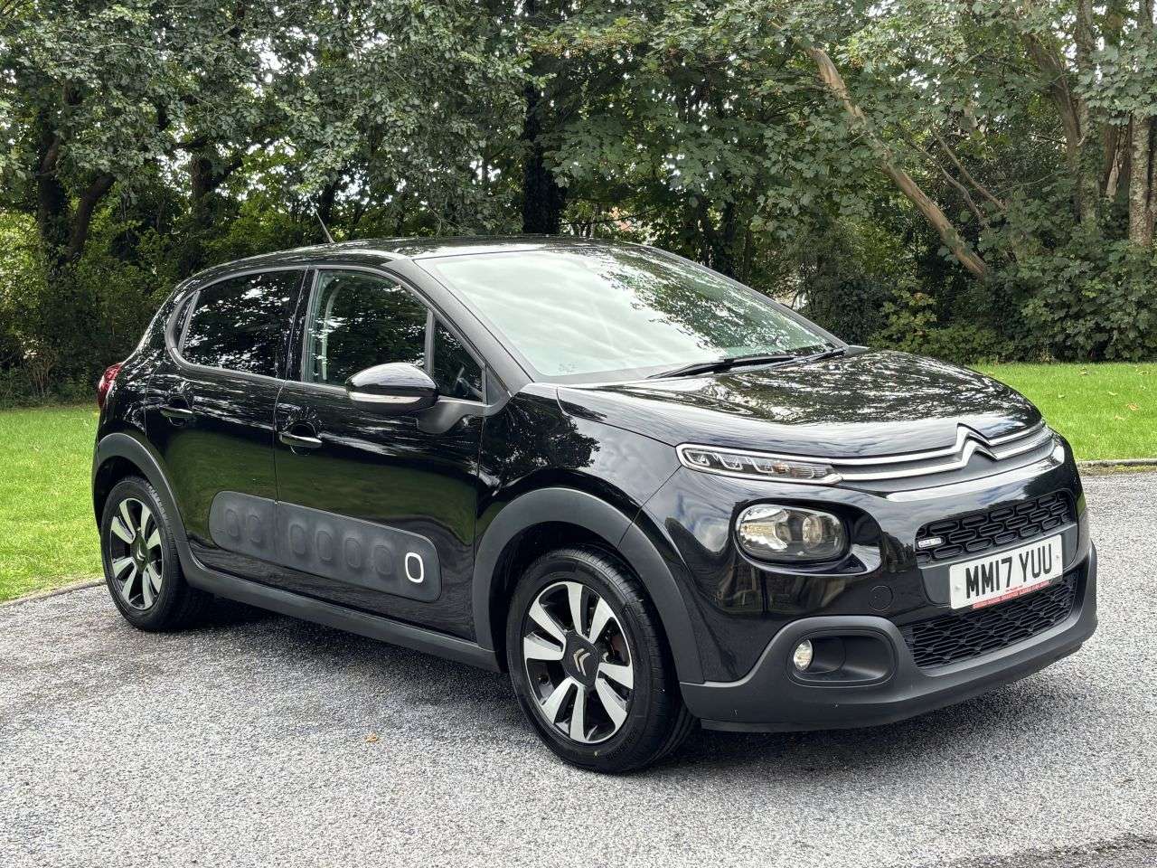 A 2017 CITROEN C3 1.2 PureTech Flair Hatchback 5dr Petrol Manual Euro 6 (82 ps) A 2017 CITROEN C3 1.2 PureTech Flair Hatchback 5dr Petrol Manual Euro 6 (82 ps)