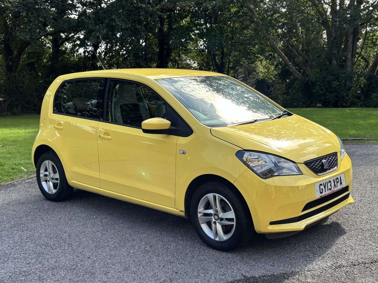 A 2013 SEAT MII 1.0 12v SE Hatchback 5dr Petrol Manual Euro 5 (60 ps) A 2013 SEAT MII 1.0 12v SE Hatchback 5dr Petrol Manual Euro 5 (60 ps)