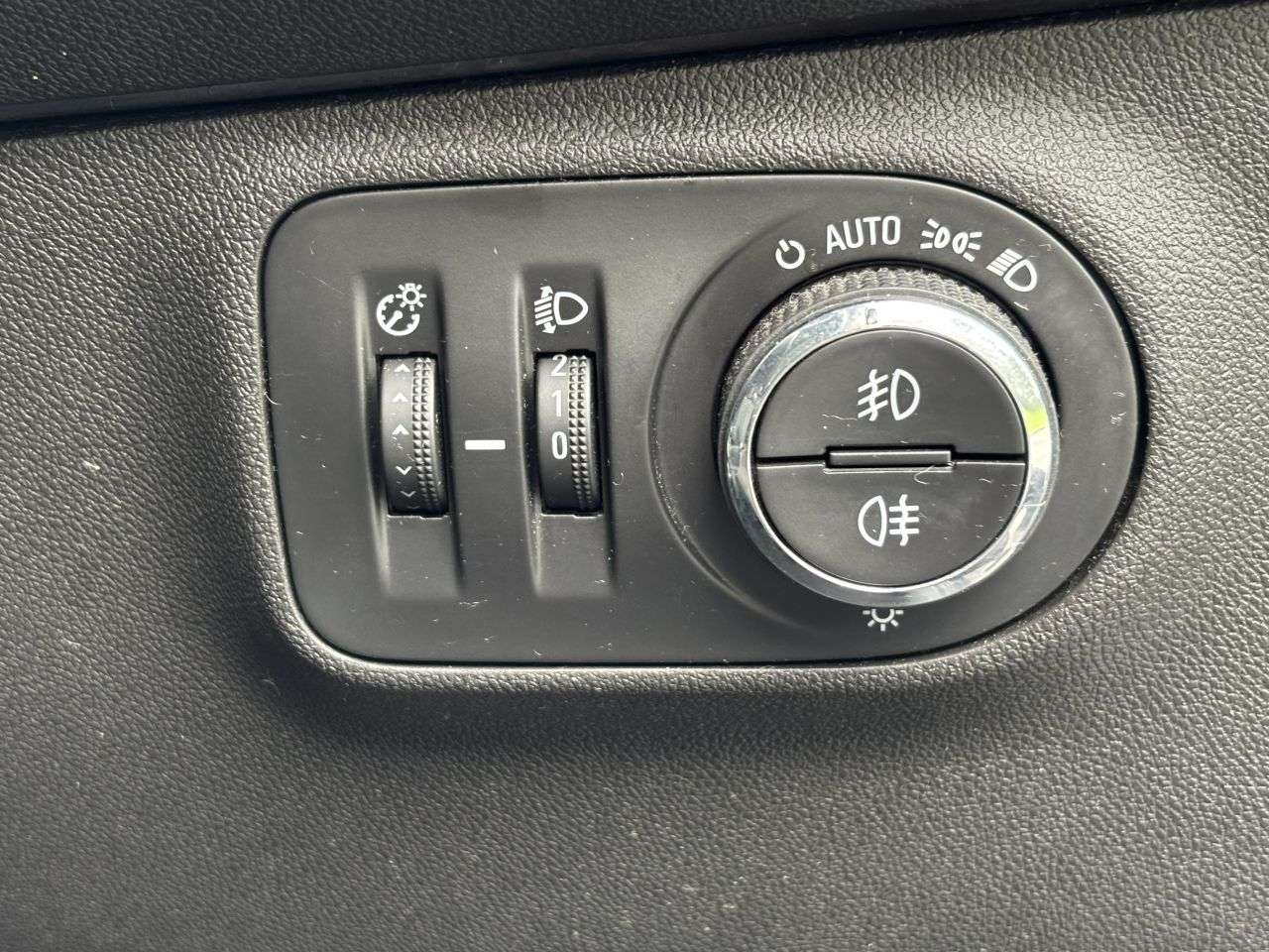 2017 VAUXHALL CORSA 2017 VAUXHALL CORSA