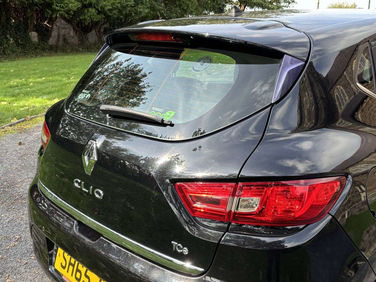2015 RENAULT CLIO 2015 RENAULT CLIO