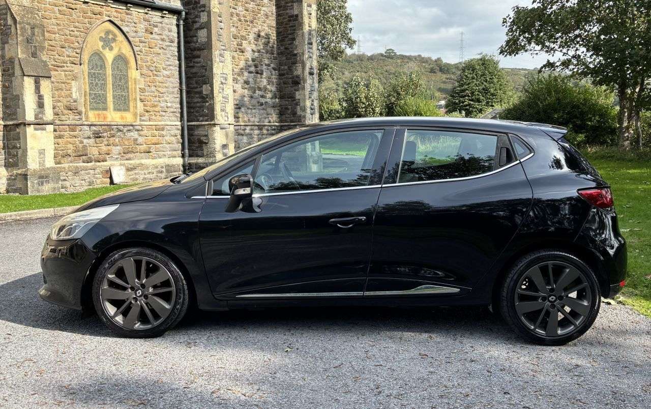 2015 RENAULT CLIO 2015 RENAULT CLIO