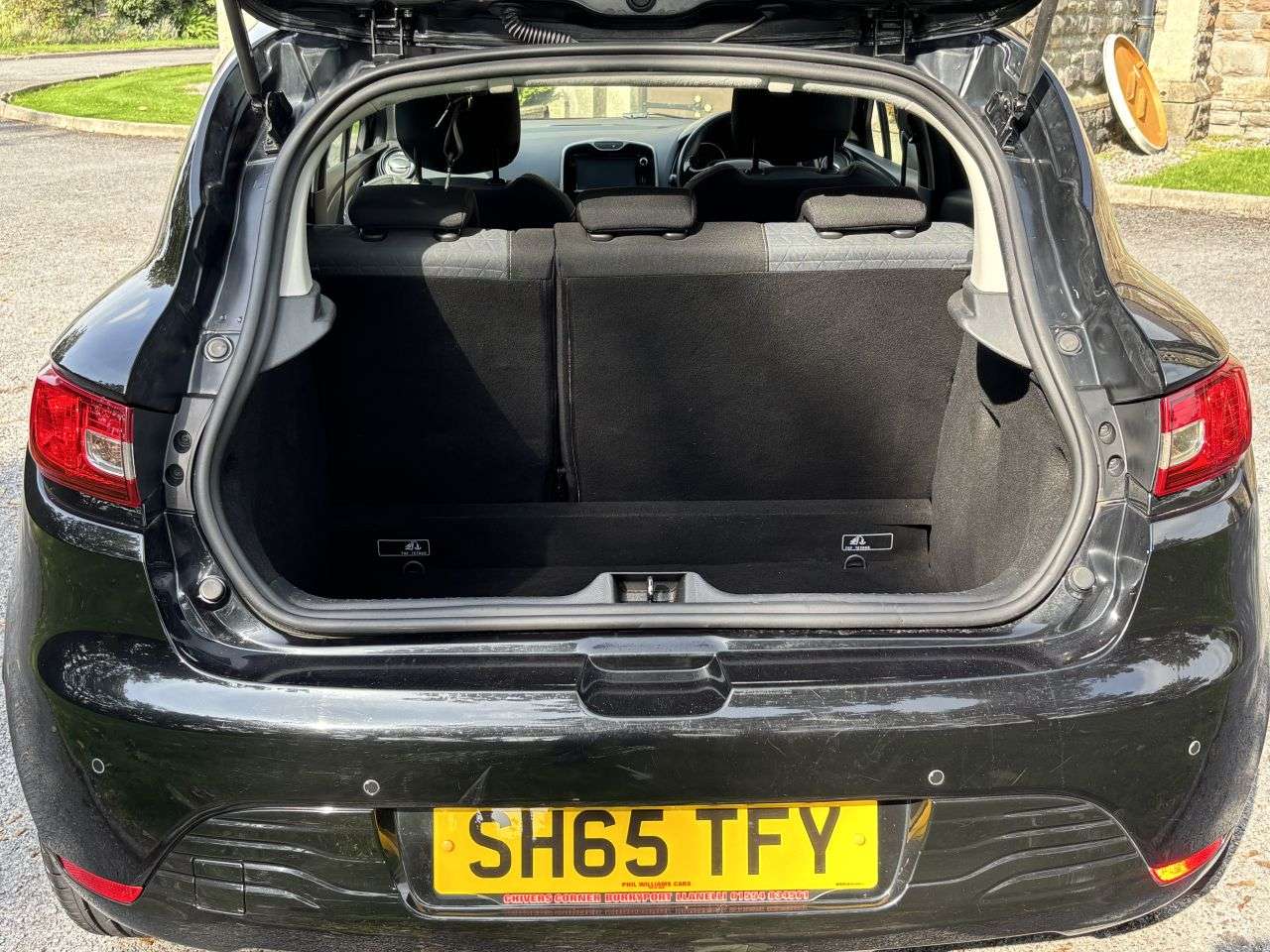 2015 RENAULT CLIO 2015 RENAULT CLIO