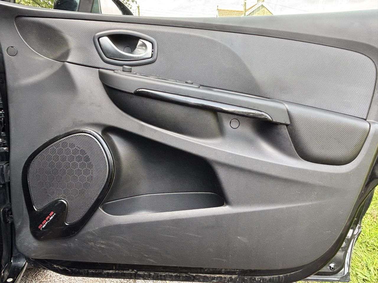 2015 RENAULT CLIO 2015 RENAULT CLIO