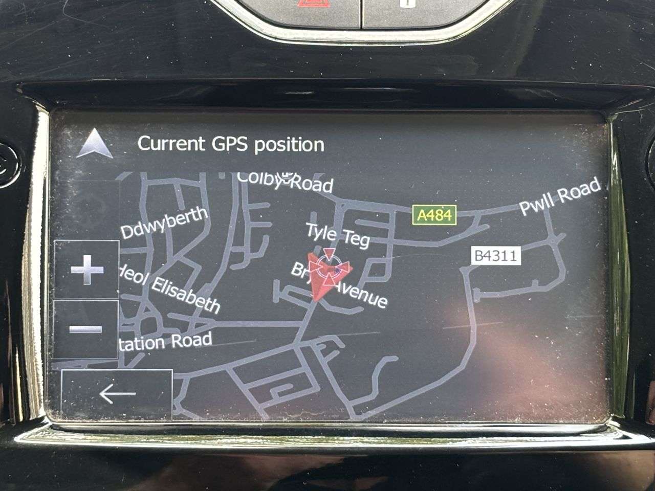 2015 RENAULT CLIO 2015 RENAULT CLIO