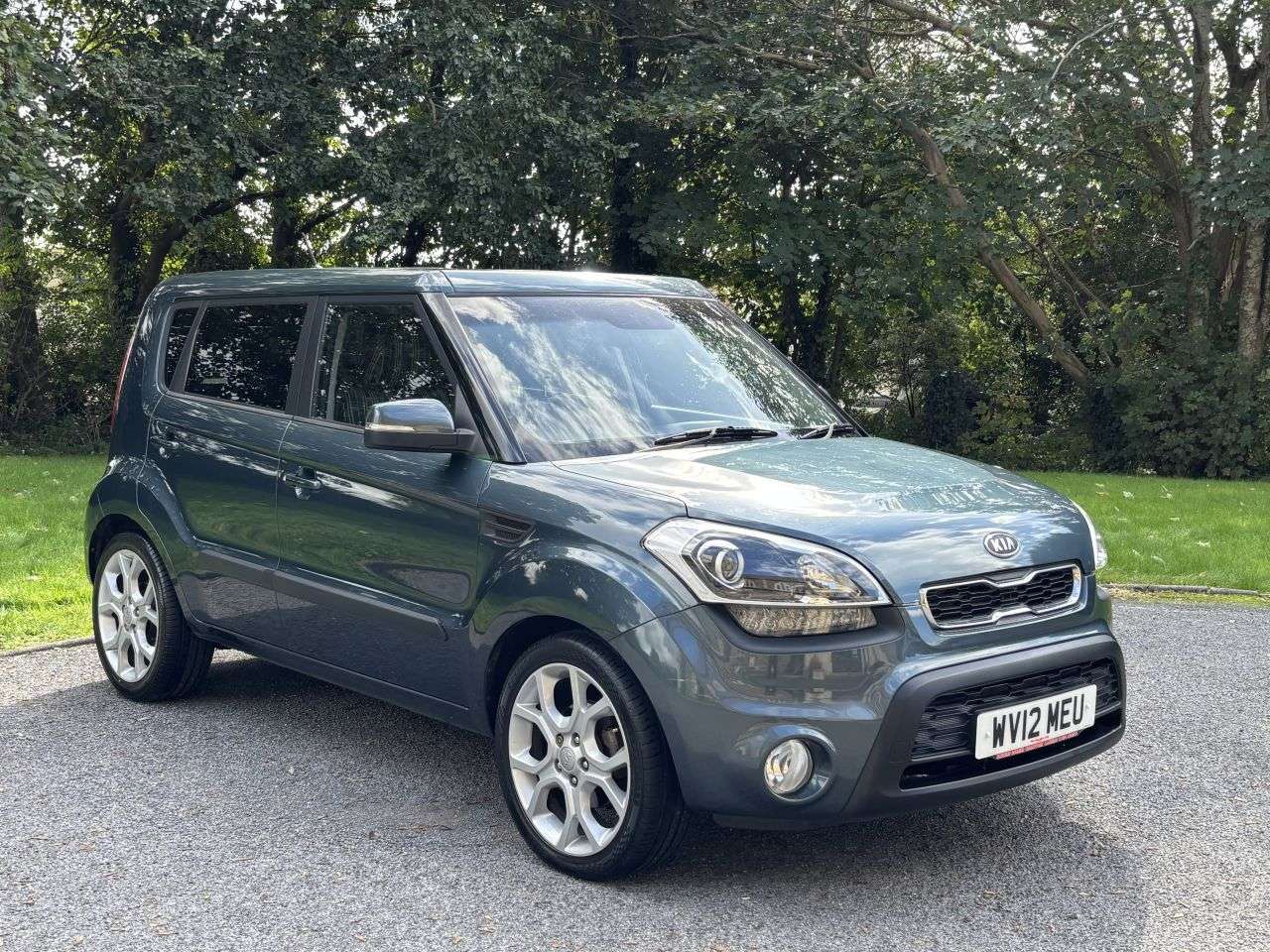 A 2012 KIA SOUL 1.6 CRDi Hunter SUV 5dr Diesel Manual Euro 5 (126 bhp) A 2012 KIA SOUL 1.6 CRDi Hunter SUV 5dr Diesel Manual Euro 5 (126 bhp)
