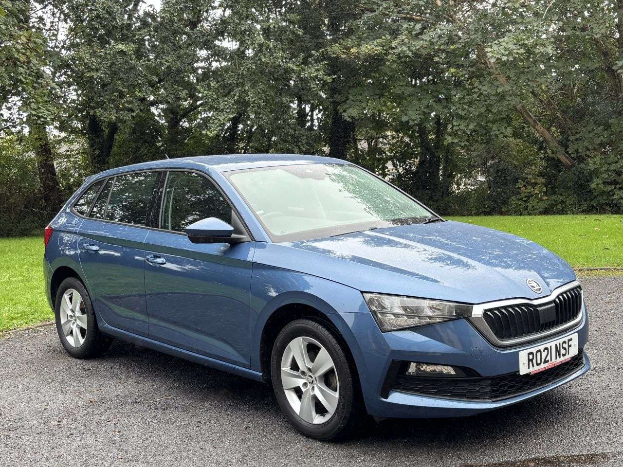 A 2021 SKODA SCALA 1.0 TSI SE Hatchback 5dr Petrol Manual Euro 6 (s/s) (110 ps) A 2021 SKODA SCALA 1.0 TSI SE Hatchback 5dr Petrol Manual Euro 6 (s/s) (110 ps)