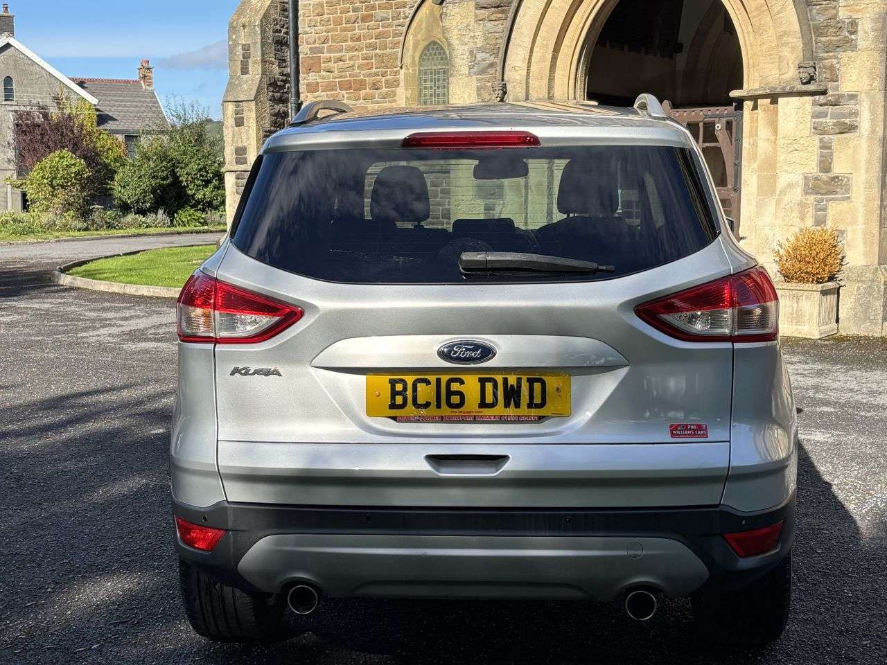 A 2016 FORD KUGA 2.0 TDCi Titanium SUV 5dr Diesel Manual 2WD Euro 6 (s/s) (150 ps) A 2016 FORD KUGA 2.0 TDCi Titanium SUV 5dr Diesel Manual 2WD Euro 6 (s/s) (150 ps)