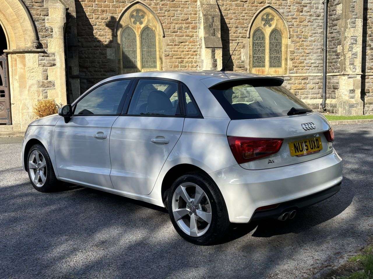 2015 AUDI A1 2015 AUDI A1
