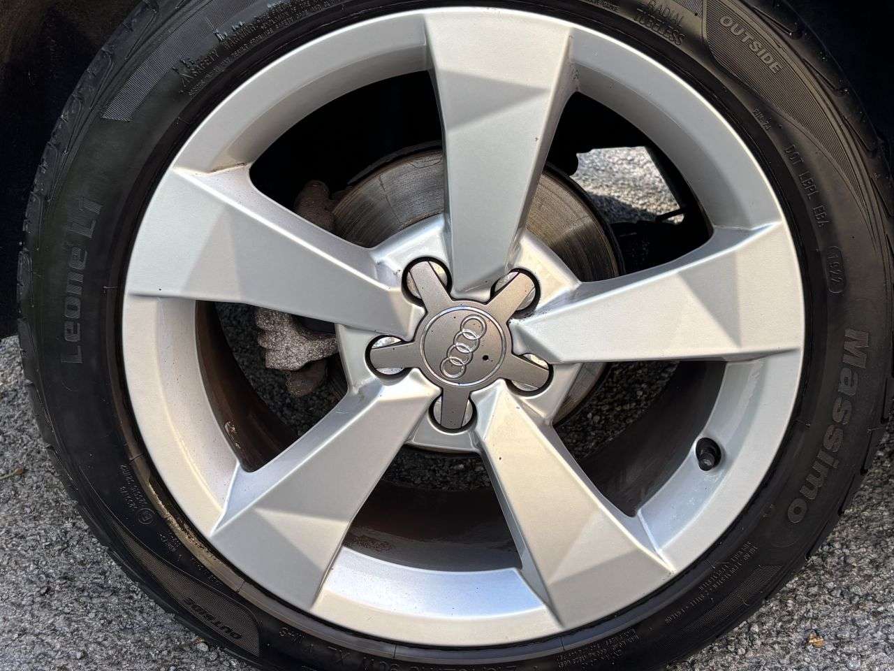 2015 AUDI A1 2015 AUDI A1