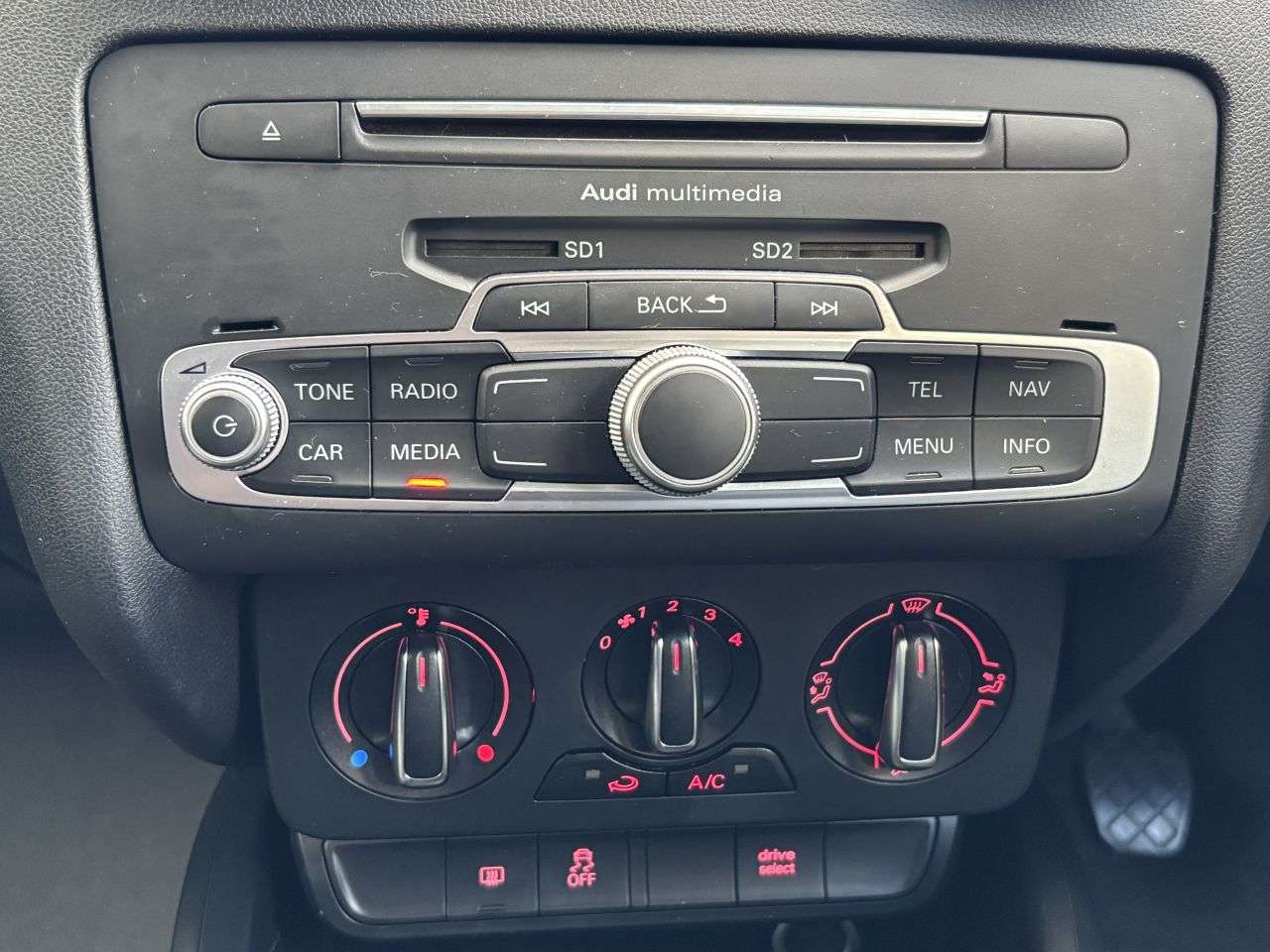 2015 AUDI A1 2015 AUDI A1