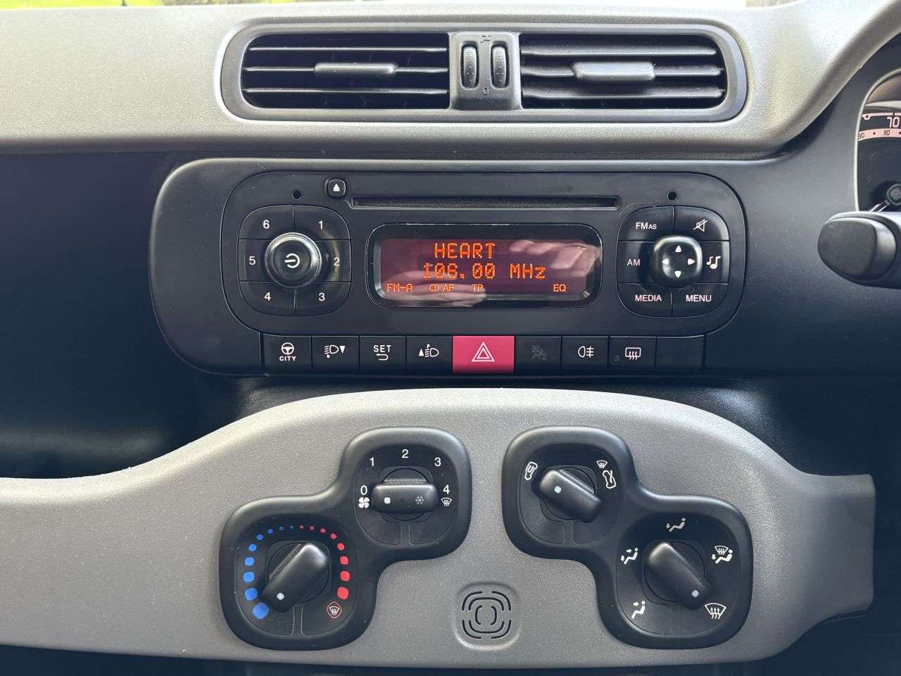 2015 FIAT PANDA 2015 FIAT PANDA