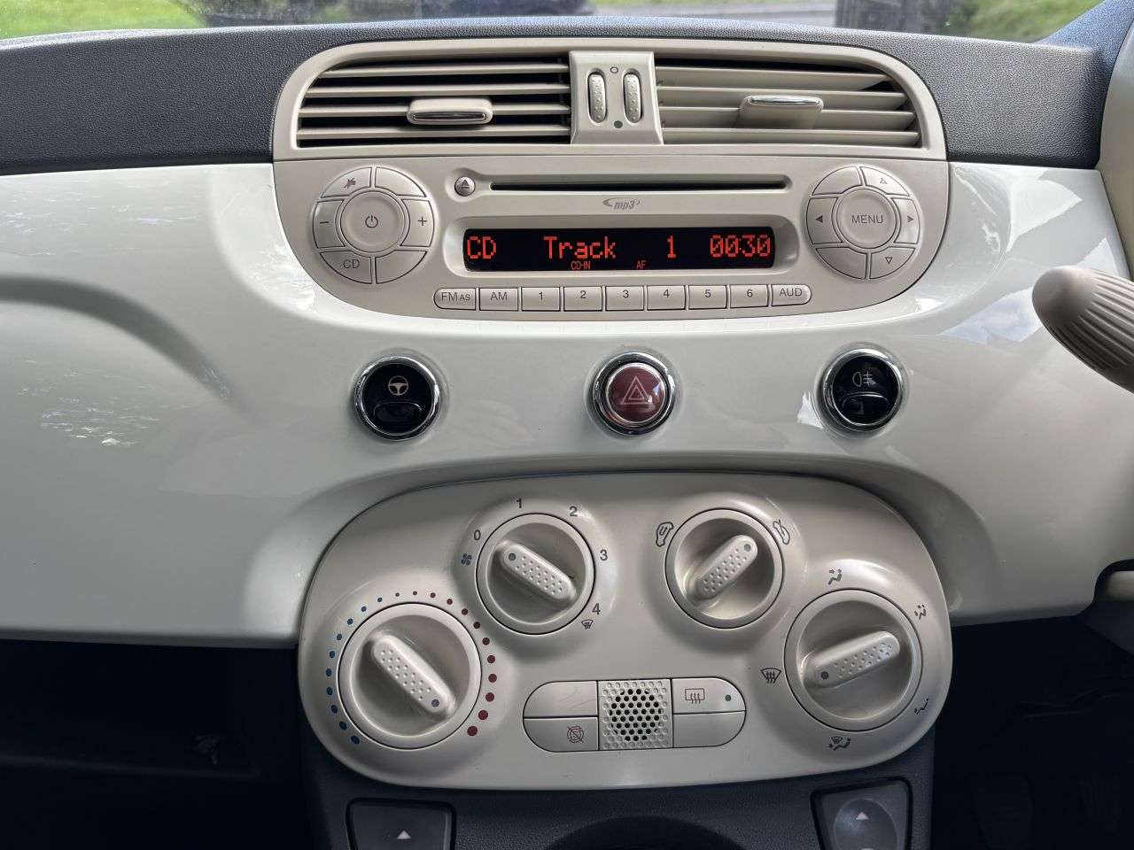 2013 FIAT 500 2013 FIAT 500