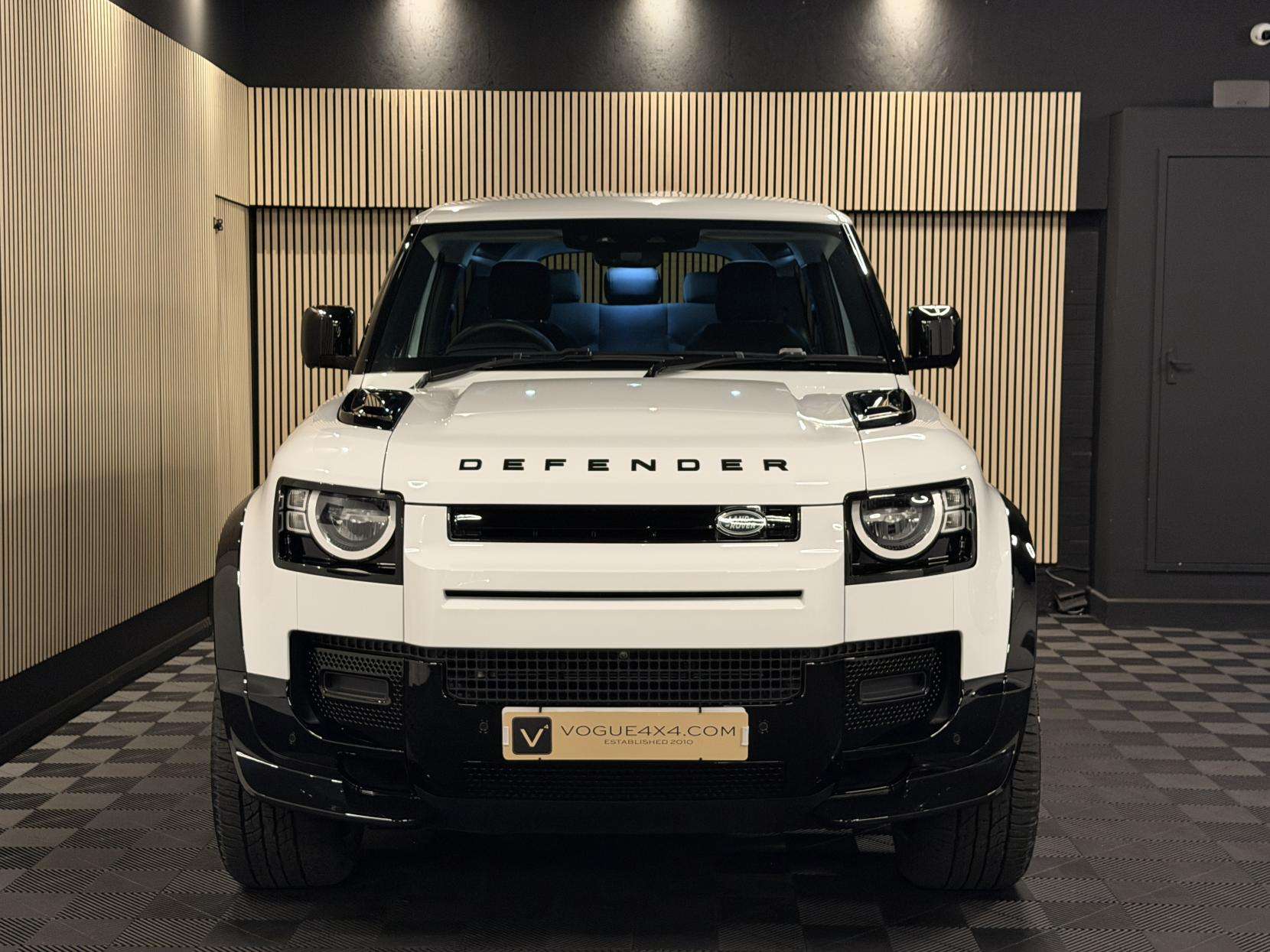 2024 LAND ROVER DEFENDER 90 2024 LAND ROVER DEFENDER 90