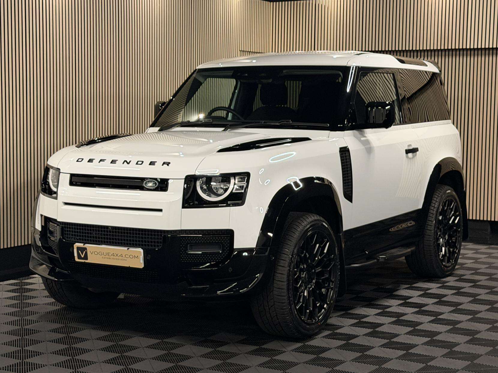 2024 LAND ROVER DEFENDER 90 2024 LAND ROVER DEFENDER 90