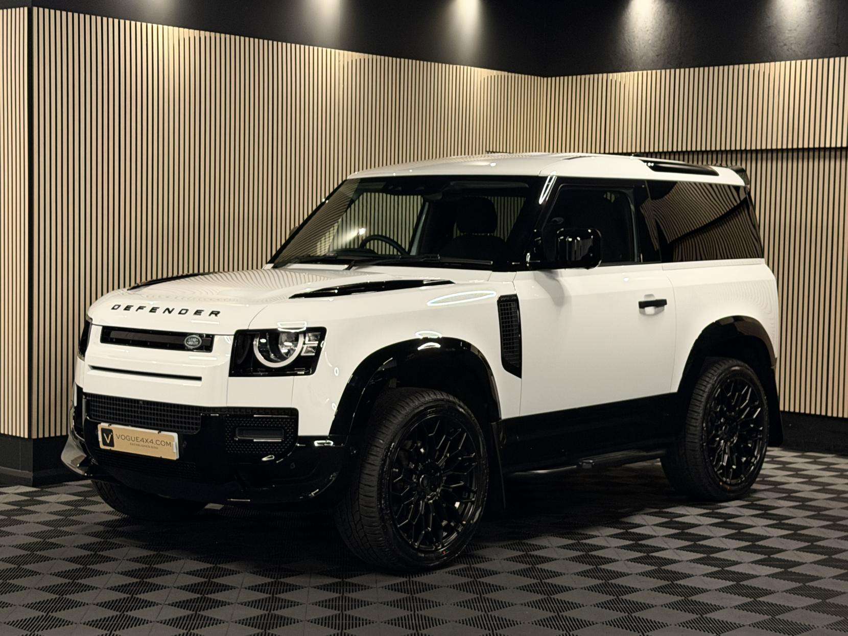 2024 LAND ROVER DEFENDER 90 2024 LAND ROVER DEFENDER 90