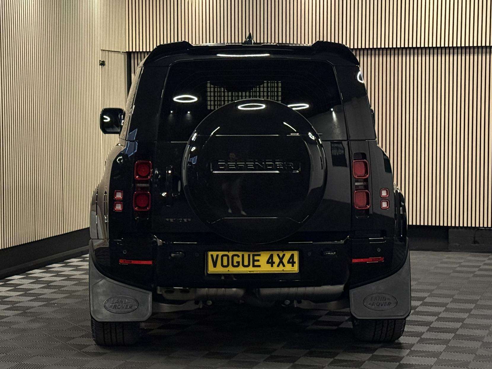 2025 LAND ROVER DEFENDER 90 2025 LAND ROVER DEFENDER 90