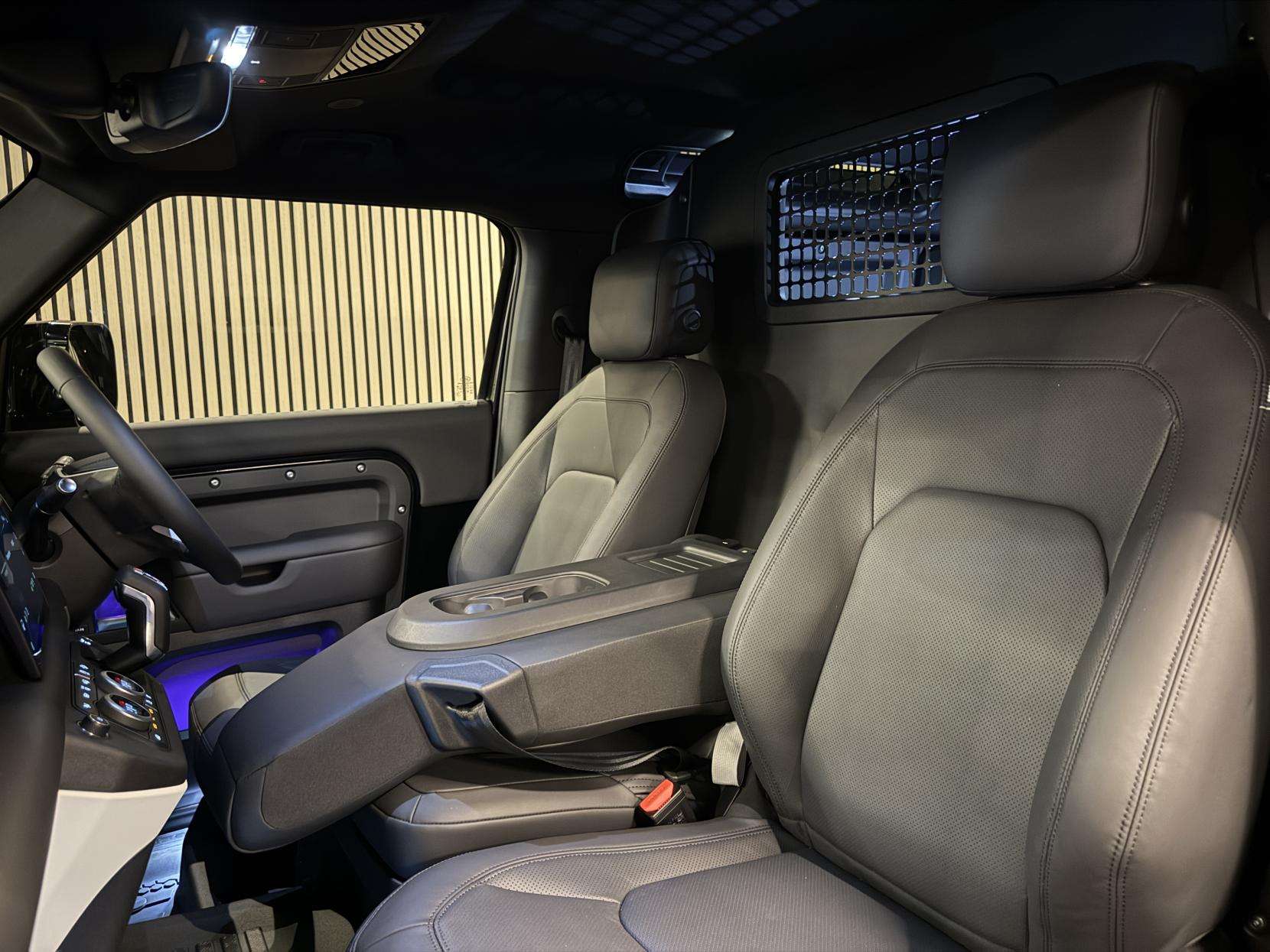 2025 LAND ROVER DEFENDER 90 2025 LAND ROVER DEFENDER 90