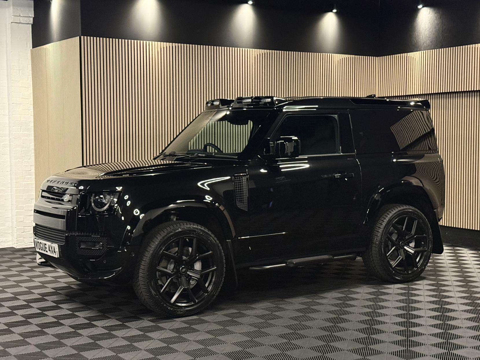 2025 LAND ROVER DEFENDER 90 2025 LAND ROVER DEFENDER 90