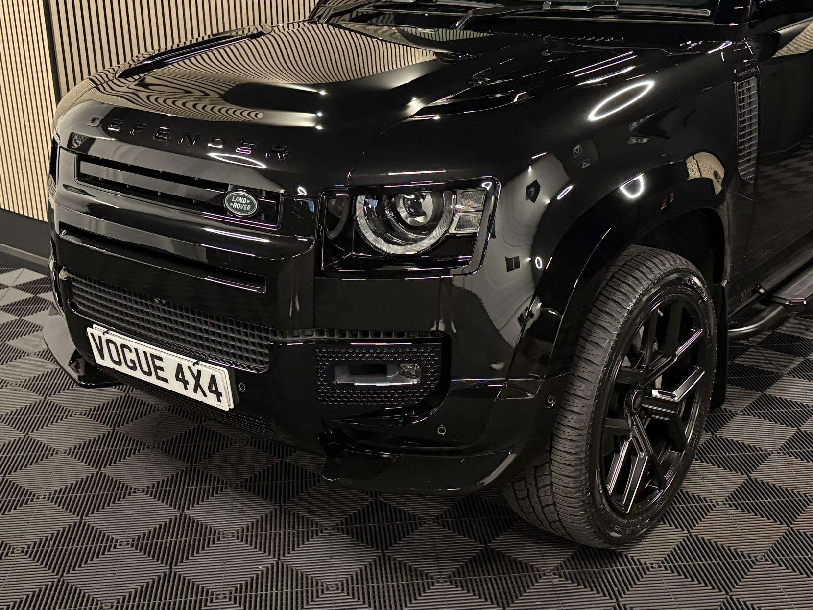 2025 LAND ROVER DEFENDER 90 2025 LAND ROVER DEFENDER 90