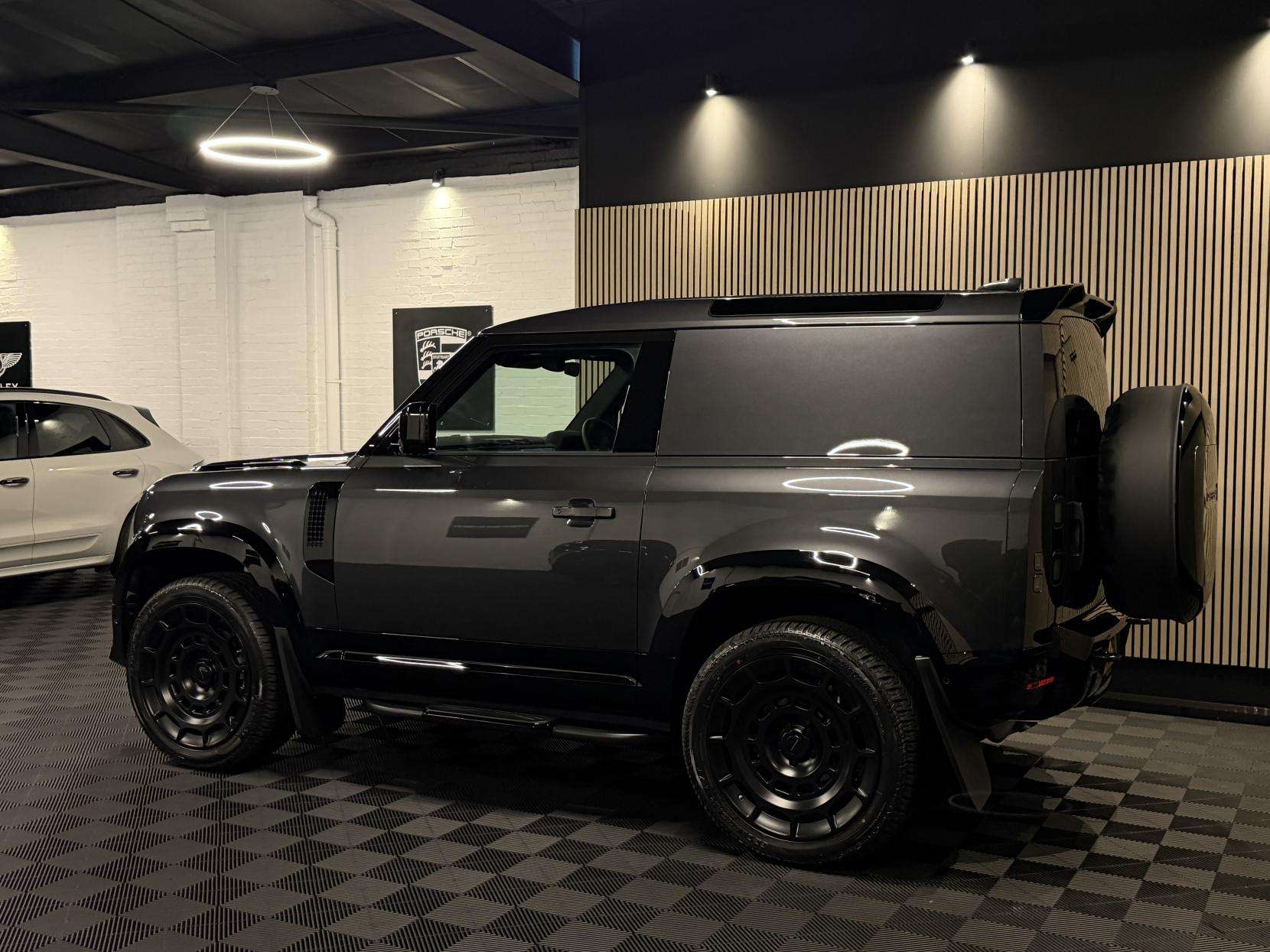 2025 LAND ROVER DEFENDER 90 2025 LAND ROVER DEFENDER 90