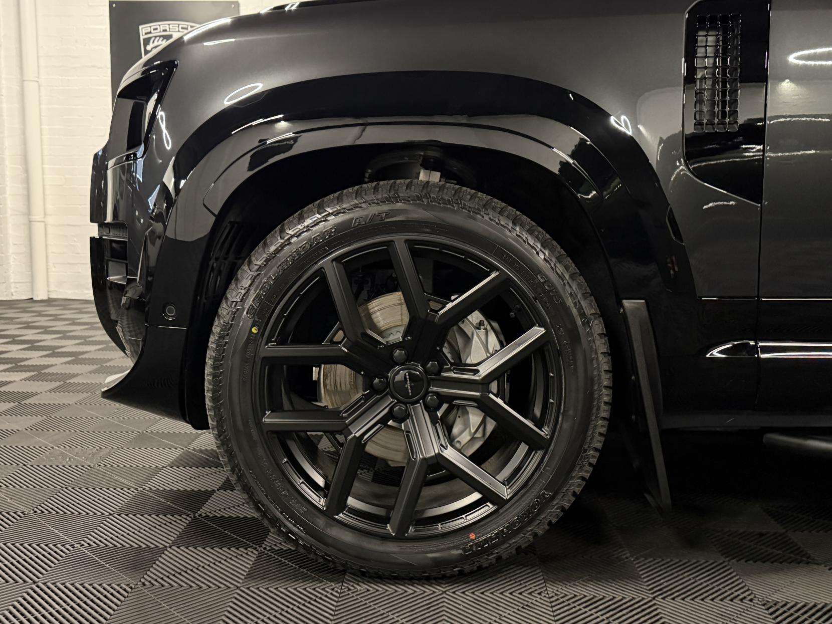 2026 LAND ROVER DEFENDER 110 2026 LAND ROVER DEFENDER 110