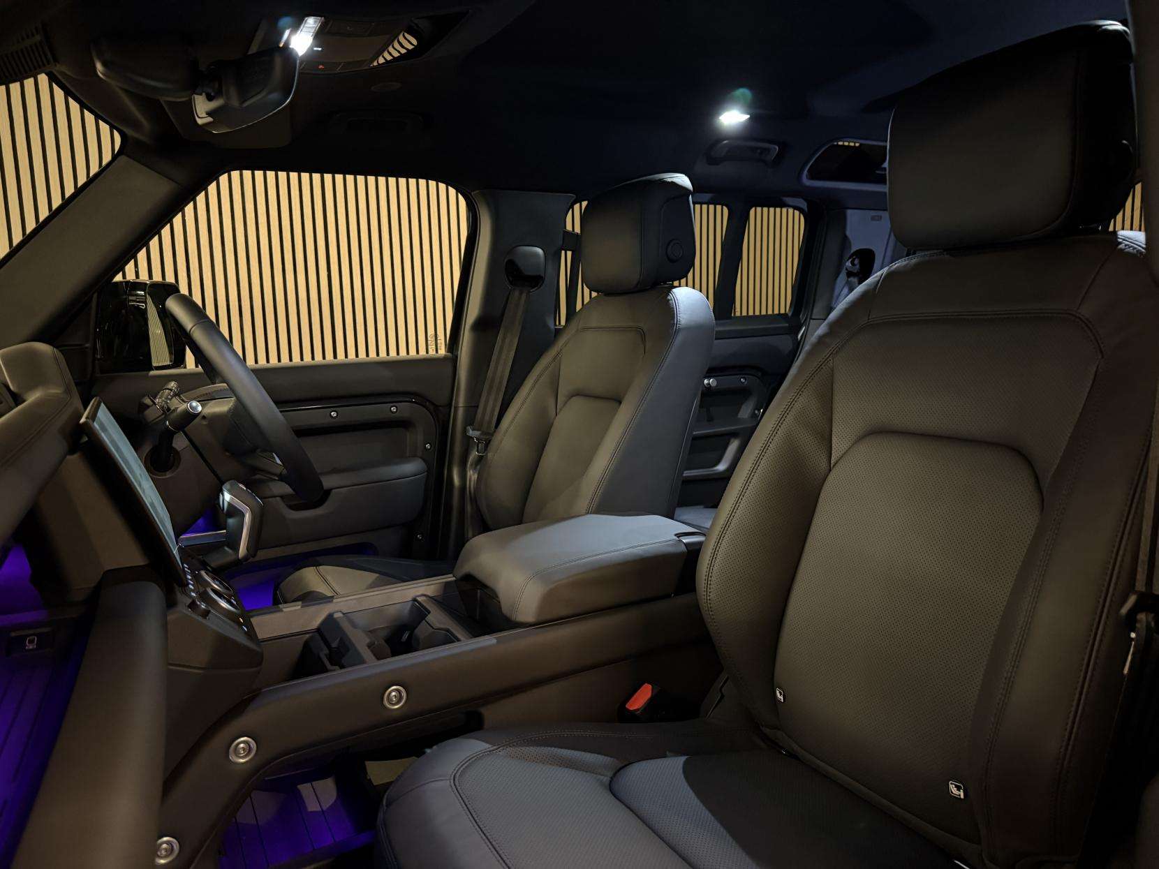 A 2026 LAND ROVER DEFENDER 110 3.0 D350 MHEV X-Dynamic HSE Hard Top SUV 5dr Diesel Auto 4WD MWB Euro 6 (s/s) (350 ps) A 2026 LAND ROVER DEFENDER 110 3.0 D350 MHEV X-Dynamic HSE Hard Top SUV 5dr Diesel Auto 4WD MWB Euro 6 (s/s) (350 ps)